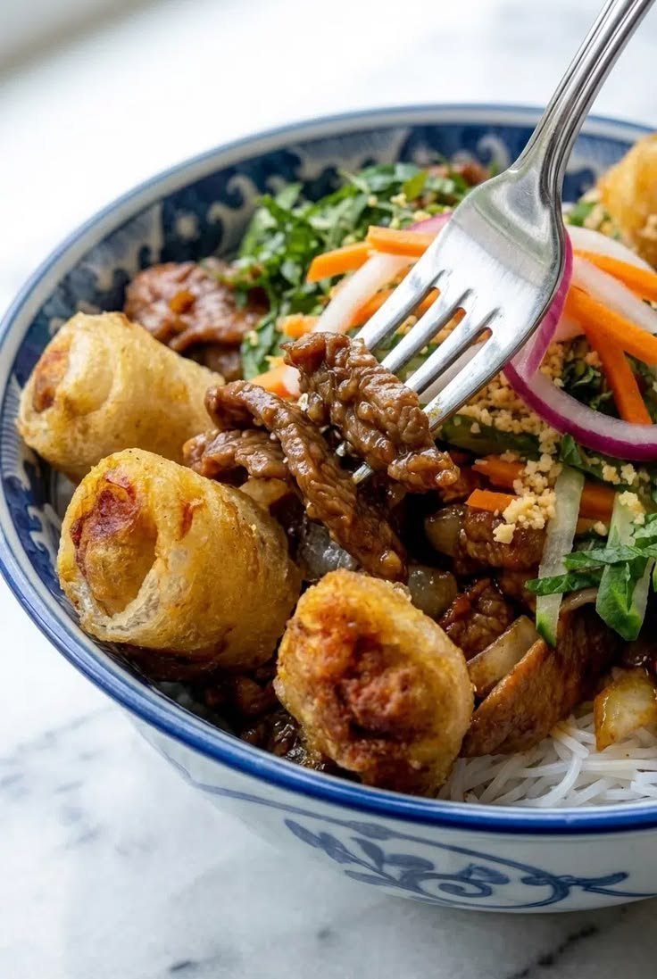 bobun boeuf ou poulet + 2 nems